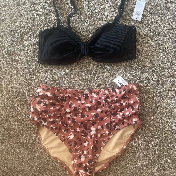 Old Navy Other - Size small swimsuit
